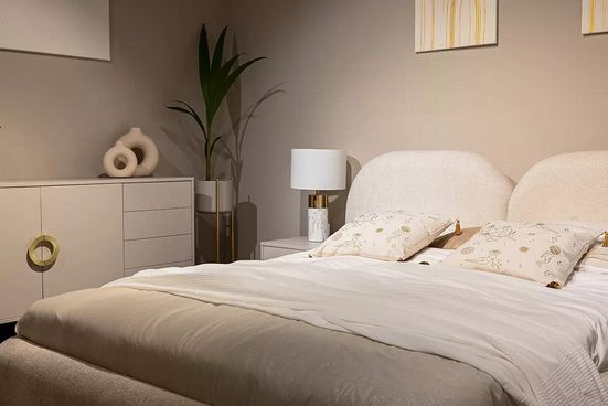 Polsterbett - Nubo - Komfortables Polsterbett für maximalen Schlafgenuss.