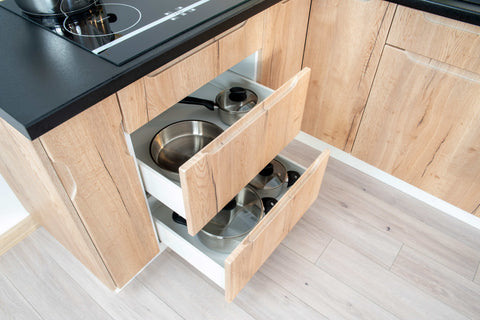 Apothekerschrank D15CARGO – Zivora – Elegante Stauraum Idee – Ansicht 7