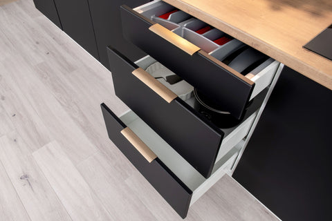 Apothekerschrank D15CARGO – Dnoria – Elegante Stauraum Idee – Ansicht 11