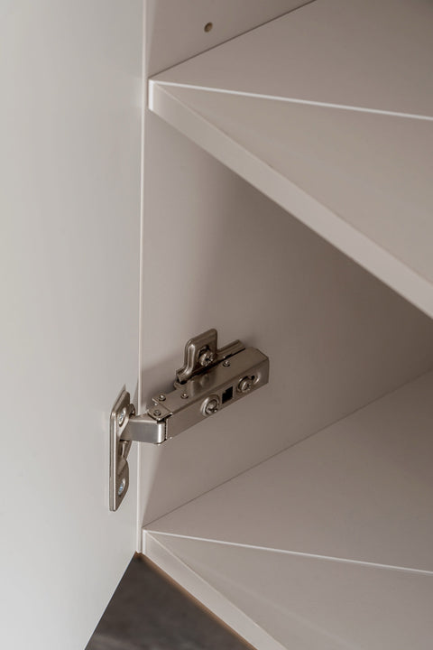 Badezimmer-Hochschrank Vivessa Kaschmir matt 30 × 140 × 25 cm mit 2 Türen – Ansicht 5