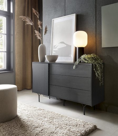 Kommode - Werten Sie Ihre Aufbewahrung mit zeitloser Eleganz auf (Kommode, 1 St., Premium - KAREL) - ROYAL24_MARKT