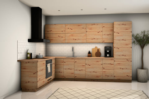 L-Küche Nexa Woodline 330 × 210 cm: hinten Spülenschrank, Geschirrspülerfront, Schubladenschrank und Hochschrank, darüber Klappenhängeschränke, links Herdumbauschrank und Unterschrank