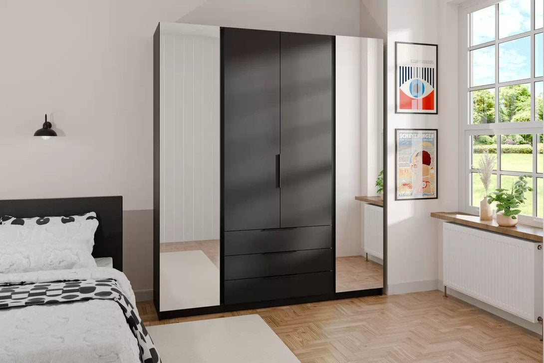 Kleiderschrank - Sansi - Eleganter mit geräumigen Fächern.