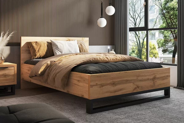 Holzbett - Halle - Massives Holzbett im modernen Stil. - ROYAL24_MARKT